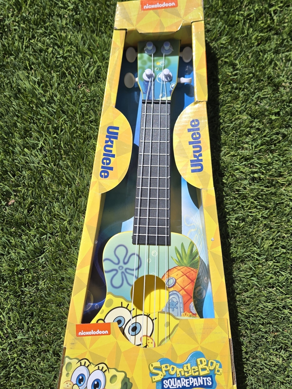 Nickelodeon SpongeBob SquarePants Yellow & Blue Kids Ukulele NEW